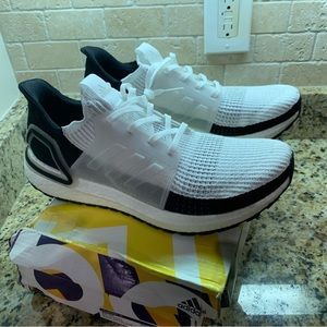 Adidas ultraboost 19 Panda size 12